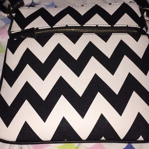 Cute Chevron purse- Used. Great Condition